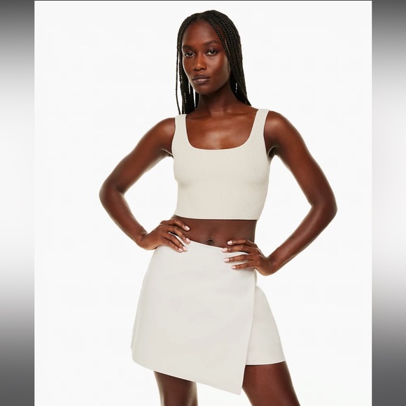 ✨SOLD✨ Aritzia Cropped Tank - Sculpt Knit Matte Pearl- XS - Picture 2 of 10